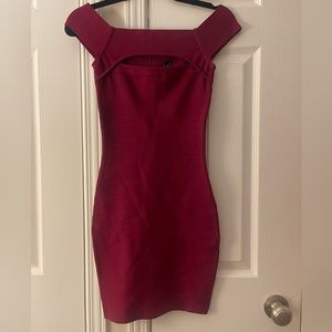 Marciano bandage dress cut out front burgundy
